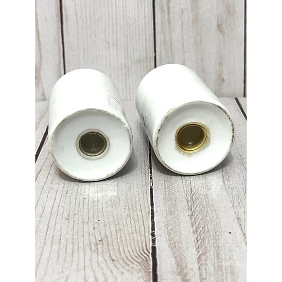 Los Angeles Lakers Ceramic Salt And Pepper Shaker Set - Picture 4 of 6